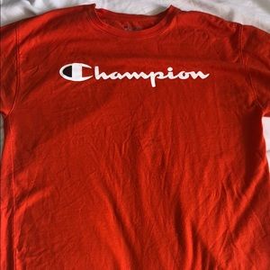 champion tshirt